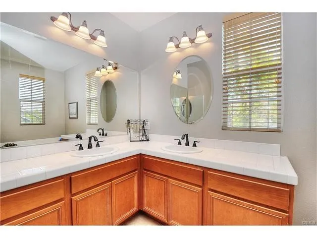 55 Ellsworth Street 27, Ladera Ranch, California 92694
