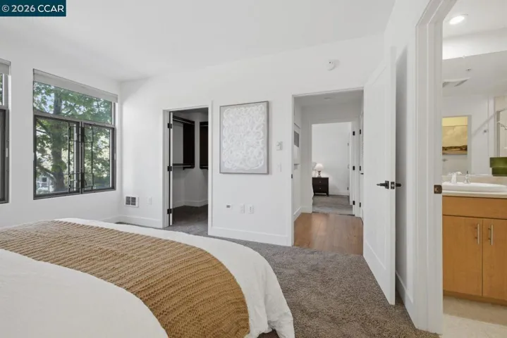 438 W Grand Ave 418, Oakland, California 94612