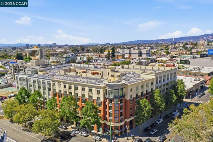 438 W Grand Ave 418, Oakland, California 94612