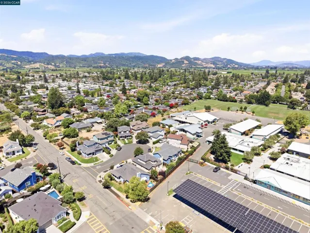 6 Moss Ct, Napa, California 94558