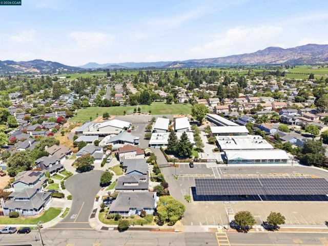 6 Moss Ct, Napa, California 94558