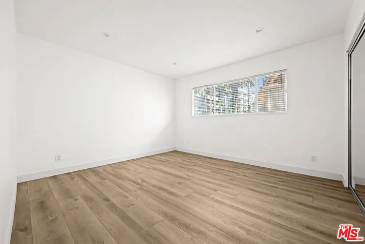 136 S Palm Drive 201, Beverly Hills, California 90212