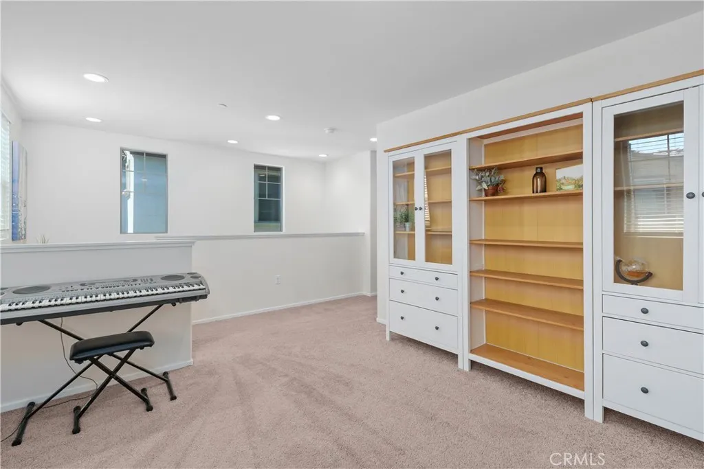LOFT