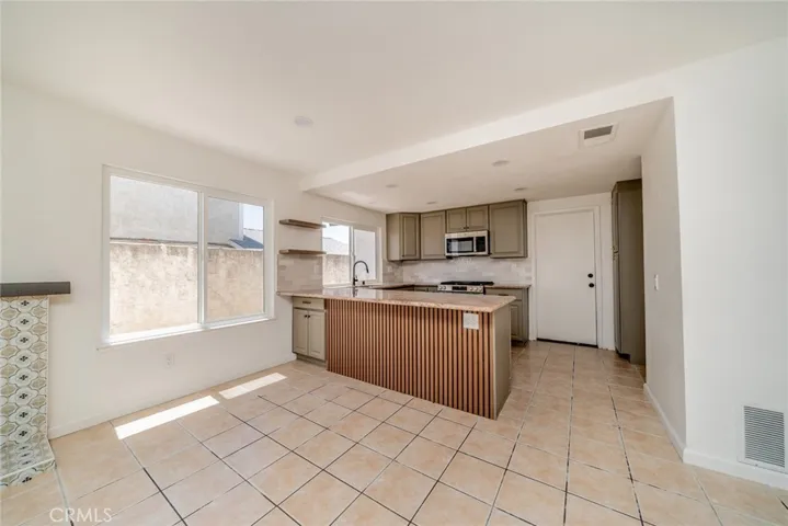 6239 Woodpine Avenue, San Bernardino, California 92407