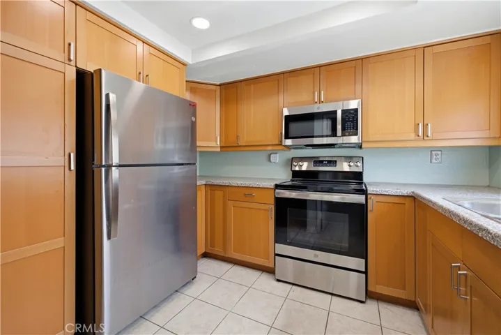 2000 W Palmyra Avenue 7, Orange, California 92868