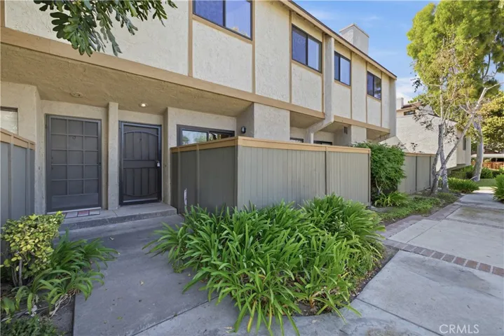 2000 W Palmyra Avenue 7, Orange, California 92868