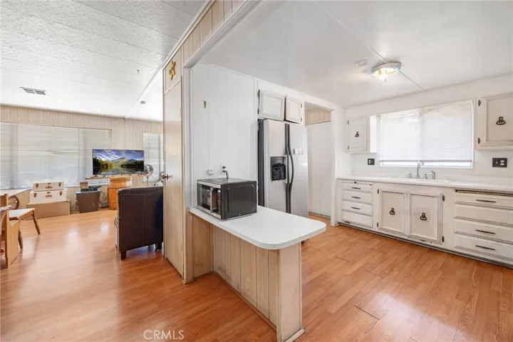 471 Santa Clara, Hemet, California 92543