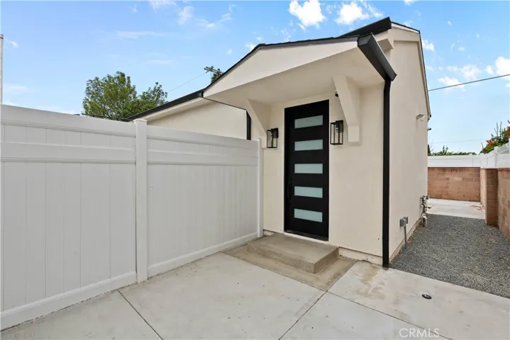 15952 Simonds Street, Granada Hills, California 91344