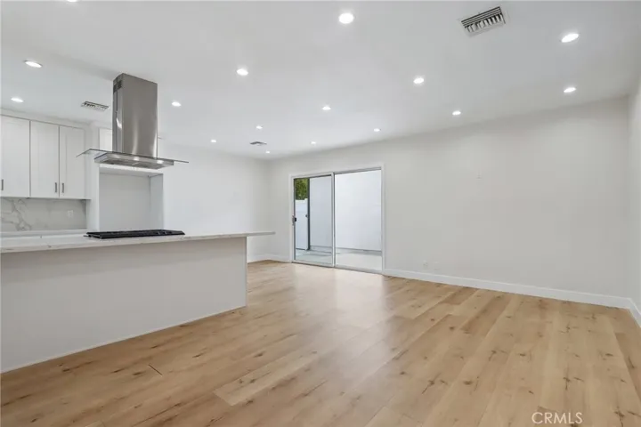 15952 Simonds Street, Granada Hills, California 91344
