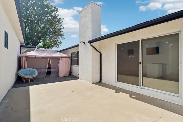 15952 Simonds Street, Granada Hills, California 91344