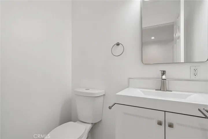 15952 Simonds Street, Granada Hills, California 91344