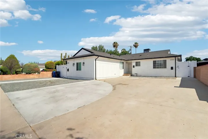 15952 Simonds Street, Granada Hills, California 91344