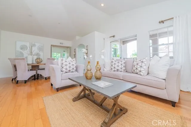 2310 Cascade, Tustin, California 92782