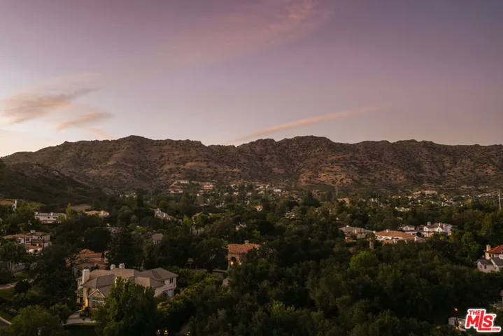 1285 Falling Star Avenue, Westlake Village, California 91362