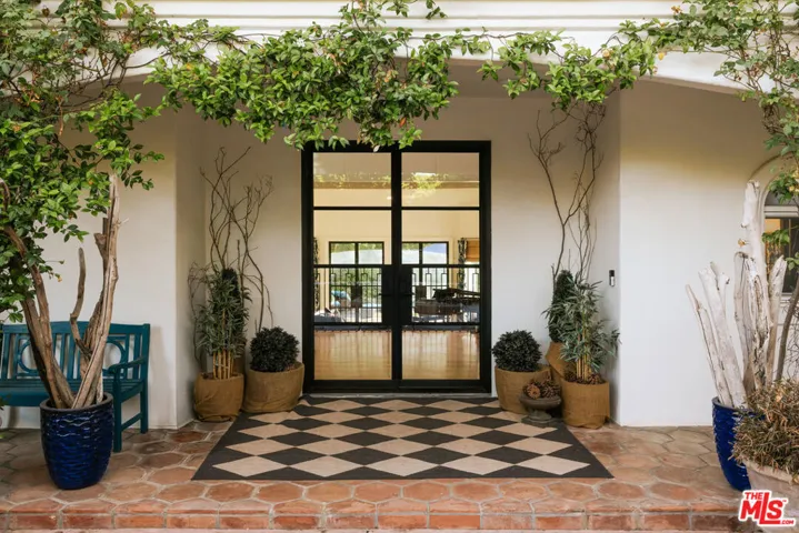 1285 Falling Star Avenue, Westlake Village, California 91362