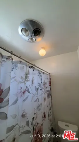 1131 Elm Avenue G, Glendale, California 91201