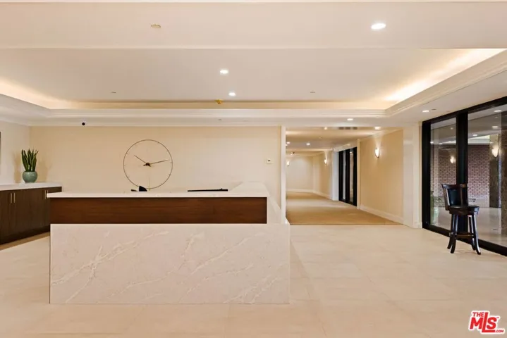 300 N Swall Drive 354, Beverly Hills, California 90211
