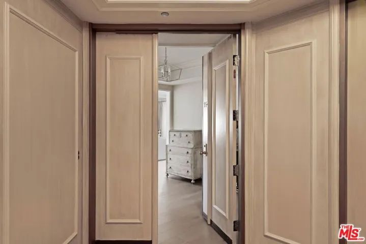 300 N Swall Drive 354, Beverly Hills, California 90211
