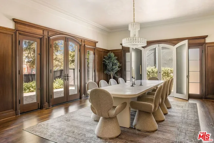 612 Lorraine Boulevard, Los Angeles, California 90005