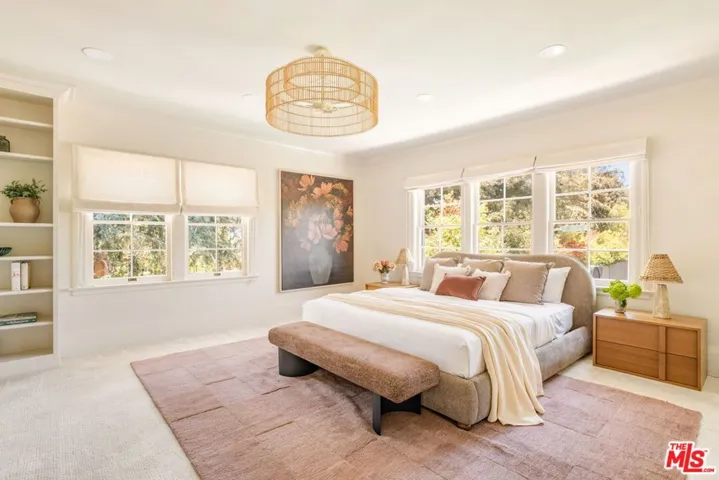 612 Lorraine Boulevard, Los Angeles, California 90005