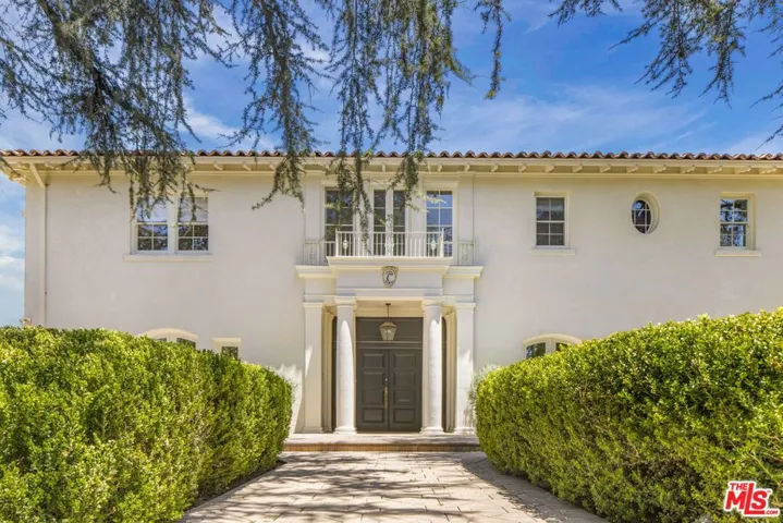 612 Lorraine Boulevard, Los Angeles, California 90005