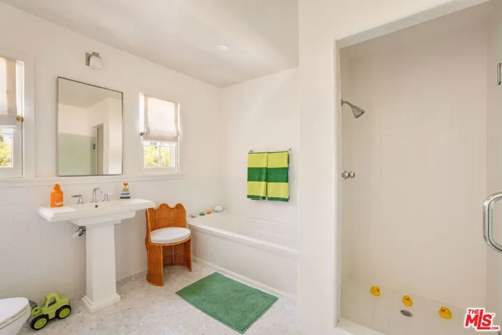 612 Lorraine Boulevard, Los Angeles, California 90005