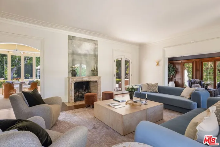 612 Lorraine Boulevard, Los Angeles, California 90005