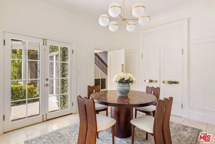 612 Lorraine Boulevard, Los Angeles, California 90005