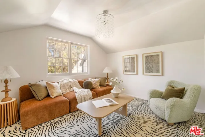 612 Lorraine Boulevard, Los Angeles, California 90005