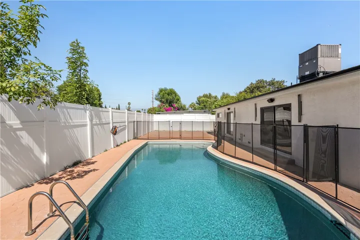 18921 Keswick Street, Reseda, California 91335