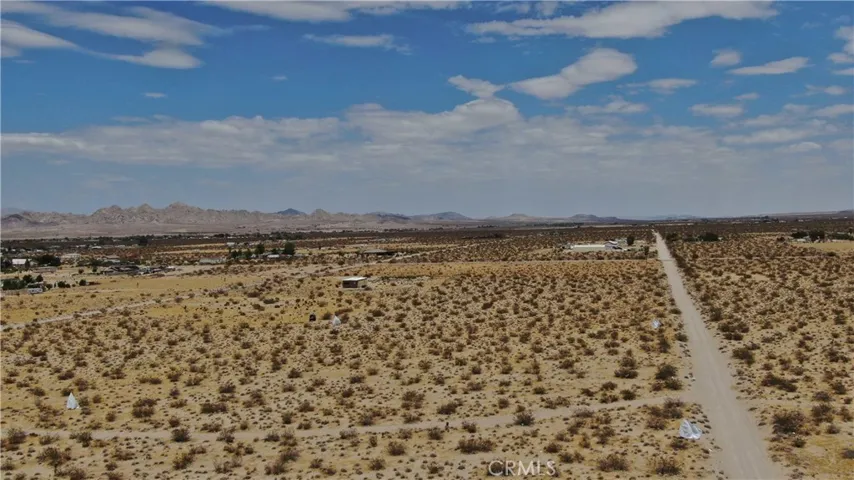 35530 El Dorado, Lucerne Valley, California 92356