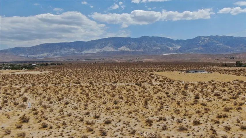35530 El Dorado, Lucerne Valley, California 92356