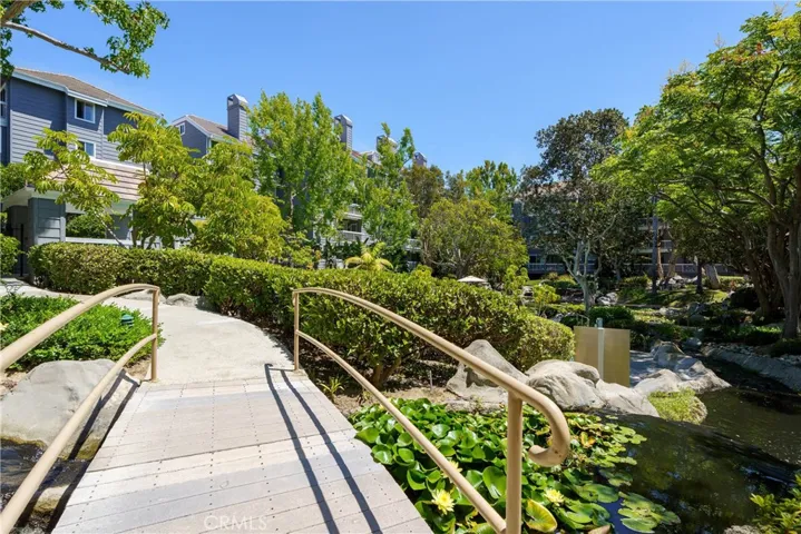 20301 Bluffside, Huntington Beach, California 92646