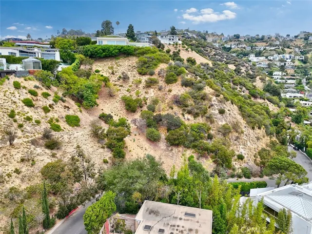 8875 Thrasher Avenue, West Hollywood, California 90069