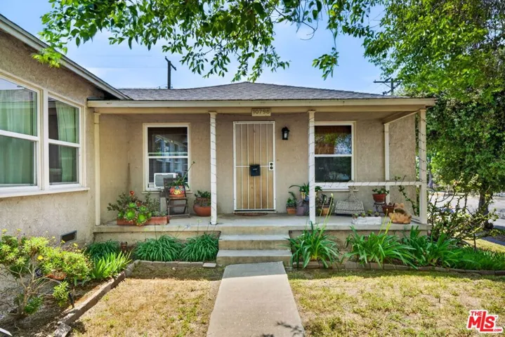 10796 Galvin Street, Culver City, California 90230