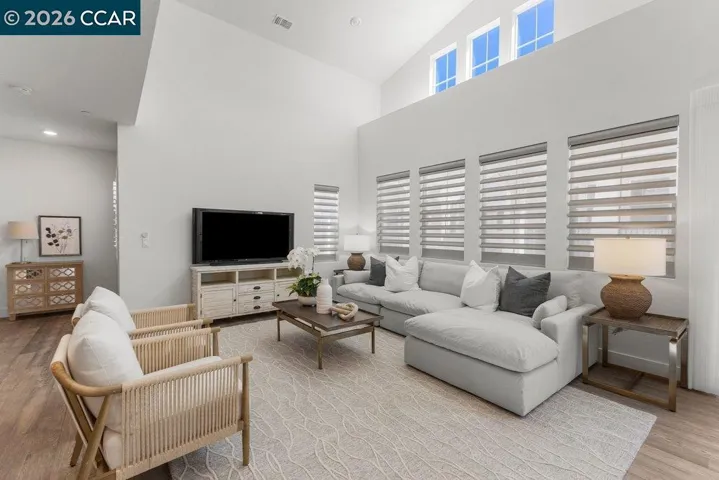 75208 Via Vicenza, San Ramon, California 94583