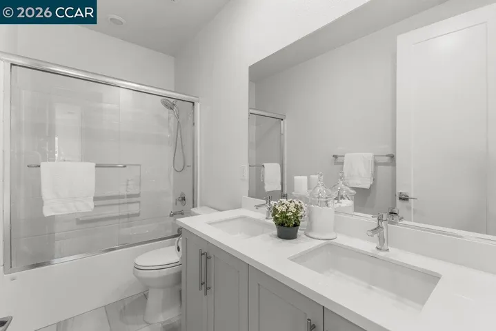 75208 Via Vicenza, San Ramon, California 94583