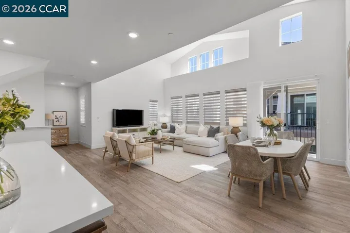 75208 Via Vicenza, San Ramon, California 94583