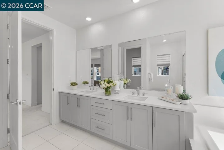 75208 Via Vicenza, San Ramon, California 94583