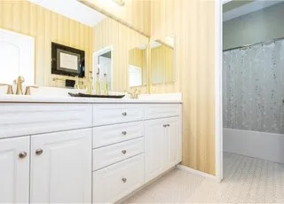 150 Alverstone, Hemet, California 92543