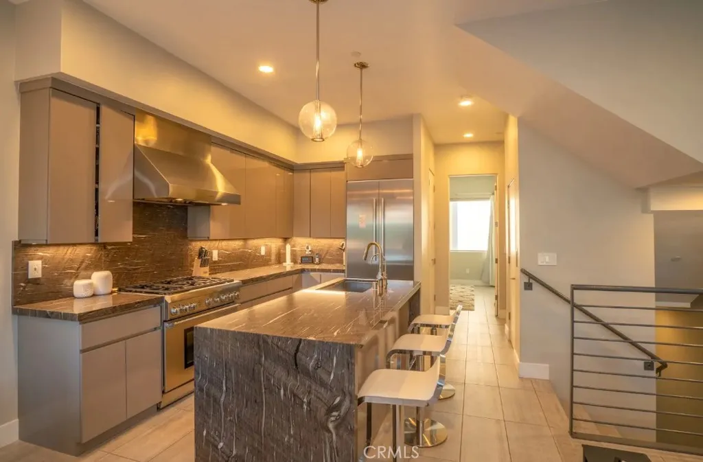 162 W Robinson, San Diego, California 92103 — photo 5