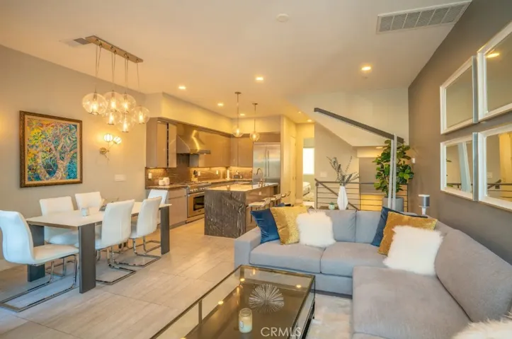 162 W Robinson, San Diego, California 92103
