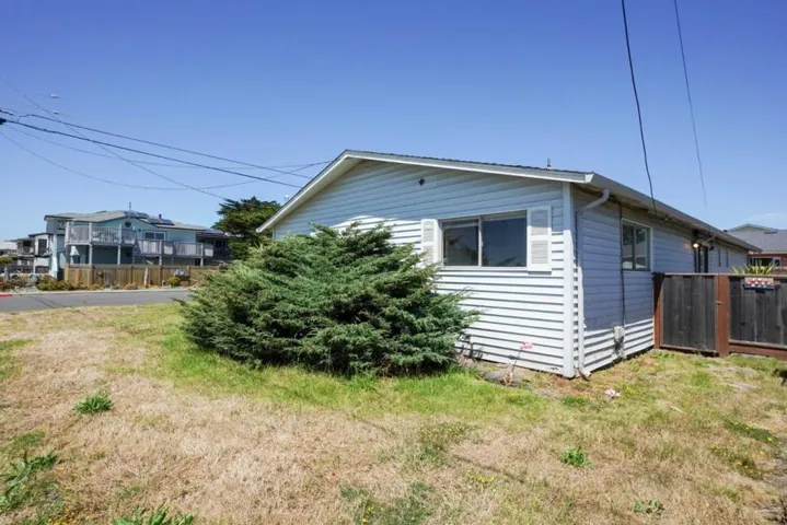 200 Filbert Street, Half Moon Bay, California 94019