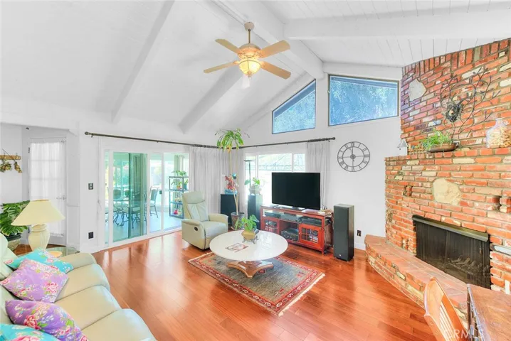 615 Mount Olive Dr, Bradbury, California 91008