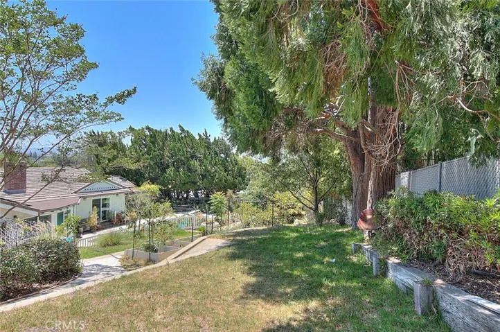 615 Mount Olive Dr, Bradbury, California 91008