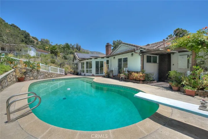 615 Mount Olive Dr, Bradbury, California 91008