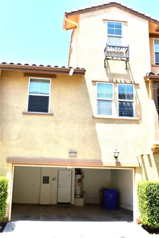 28492 Herrera Street, Valencia, California 91354