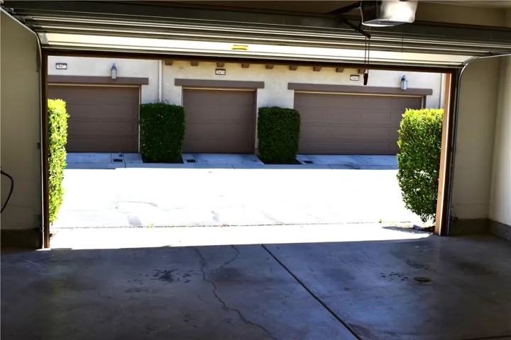 28492 Herrera Street, Valencia, California 91354