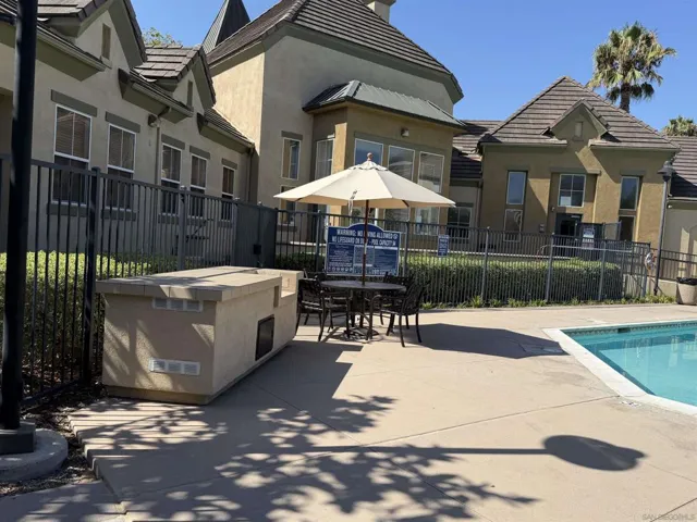 Swimming Pool/Hot Tub/Sauna