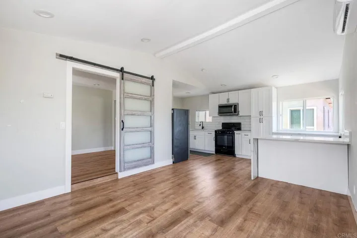 2774 Vista Vista Way, National City, California 91950